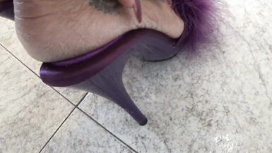 Sexy tranny solo masturbation handjob in high heels mules - 8 image