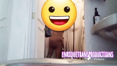 Fucking a slut in the shower - 13 image