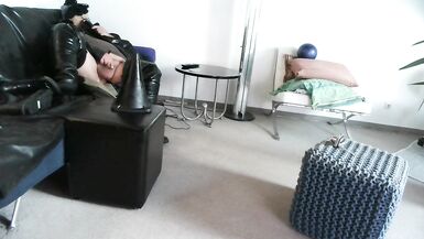 latex masked perv bessy enjoys sitting on giant dildoplug - 12 image