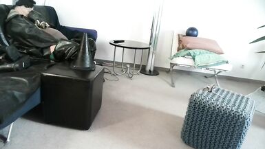 latex masked perv bessy enjoys sitting on giant dildoplug - 5 image