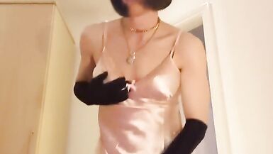 jess silk riding dildo in pink satin nightie and robe with bob wig - 13 image
