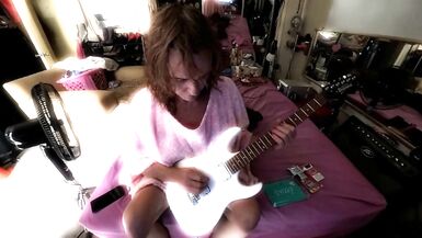 December 2022 #6 maid in china masturbation post op pussy orgasm solo guitar - 14 image