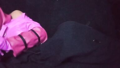 Lizzy Yum December 2022 13 watching TV (70's gore) - 6 image