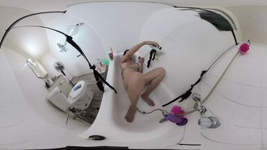 Lizzy Yum January 2023 #4 clitplay #1 VR