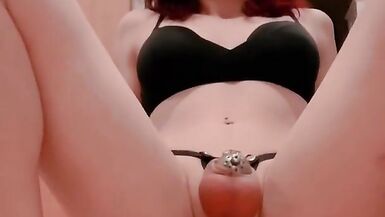 Sissy fucks herself through nylon and lube - 8 image