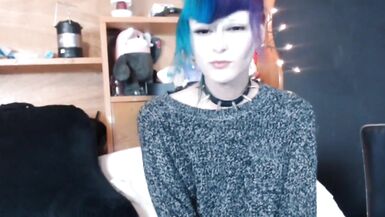 inexperienced tgirl stroking 9 inch cock on chaturbate - 6 image