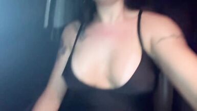 chasing whoring, in the end I paid vintao to the noia for him to suck my dick and let me come in his face - 2 image