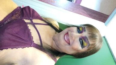 Michele Thompson Blows Jaimmie - 1 image