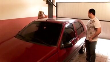 Hot Shelady Takes it in the Booty