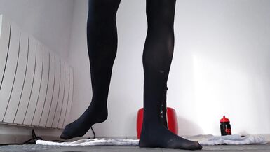 Crossdresser Astolfo can finnaly open his cage after riding huge toys for hours - 2 image