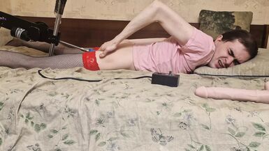 Sissy Banging Machine - 1 image