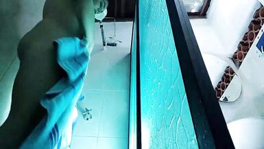 Colombian Trans Showers on Web Camera - 15 image