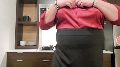 Sexy Sissy Brenda Prepares Dinner for U - 3 image