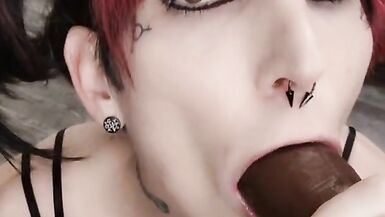 T-Cutie Hardcore Fuck Machine Face Hole Pumped - 4 image