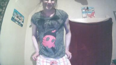 try on haul pajama shorts with millie! - 4 image