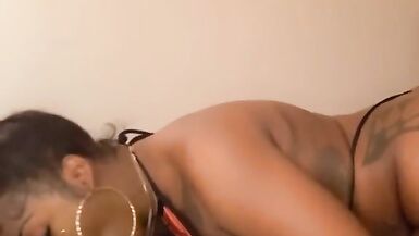 Ts engulfing dl dick - 3 image