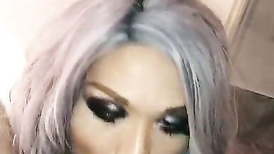 Crossdresser Engulfing Worthy Cock 13 - 14 image