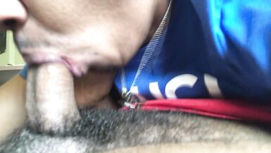 Engulfing, banging and drinking urinate - 4 image