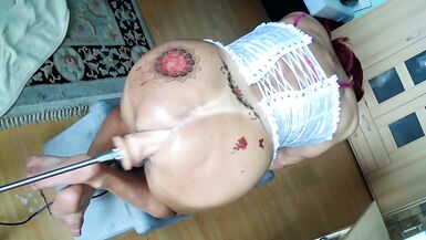 Anal bitch goddess hawt selena fuck machine movie in slow motion music movie - 8 image