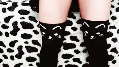 crossdresser masturbating and cum - 2 image