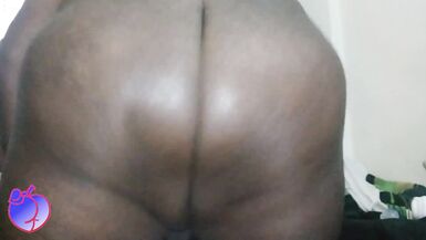 Ebon obese gazoo Twerking then jerking off - 5 image