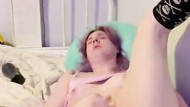 Educational transgender hotty talk about orchiectomy then masturbates with glass fake penis - 14 image