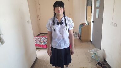 FN026 I love school uniform the majority - 1 image