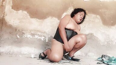 Ladyman Performs Prostate Spunk Flow Massaging Inside Her Wazoo With Bottle, Lady-Boy Prostate Review - 11 image