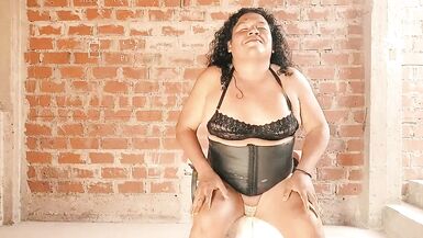 Ladyman Performs Prostate Spunk Flow Massaging Inside Her Booty With Bottle, T-Girl Prostate Review - 10 image