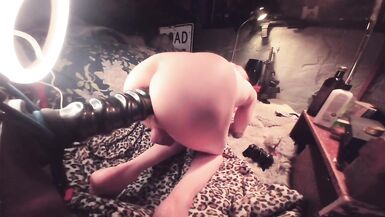 Gazoo Gurl In Pink Wig Bonks Butt On Xxl Ribbed Marital-Device - 3 image