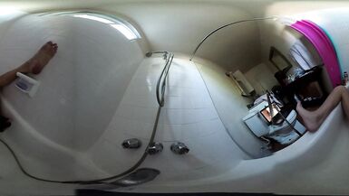 lizzy yum VR - bathhouse 1 - 12 image