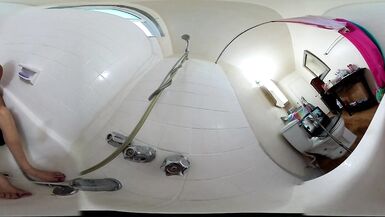 lizzy yum VR - bathhouse 1 - 7 image