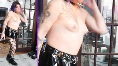 Hawt T-Girl Blowjobs Homemade - 13 image