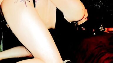 in this cold her butt needs real hawt cocks - 7 image