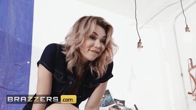 Brazzers - Hawt Golden-Haired Mechanic Emma Rose Fixes Nika Venom's Car Previous To Fixing Her Cookie Also - 3 image