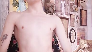 Cute legal age teenager twink groans hard and has a Huge jizz flow - 3 image