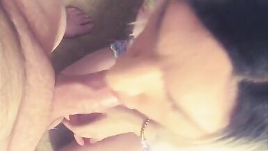 TS Liana Keith Sucks off a favourable fan. - 5 image