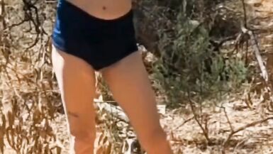 My 1st session in the forest I was being watched by a kangaruu which made me so nervous I cum faster than I planned - 2 image