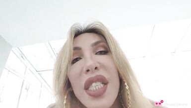 Poolside Fuck With the TS Porn Superstar Eva Paradis - 13 image