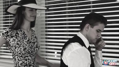 GROOBYGIRLS: Timeless Hotty Bailey Brentwood - 2 image