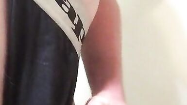 Yummy555 love to show off for u