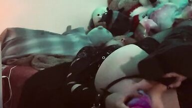 Rock trans gal destroys her wazoo with biggest anime sex tool - 11 image