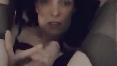 T-Girl cumslut gives herself a facial - 5 image