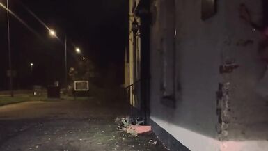 Brunette Hair flashing - 7 image