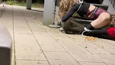 SOPHIE KRENS Outdoor servitude - 1 image