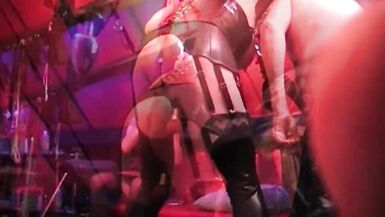 Welcome Lumina for a BDSM play session - 15 image