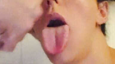 I came in his mouth and he came in my mouth - 14 image