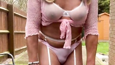 Amateur crossdresser Kellycd2022 sexy milf part 1 in stockings and heels masturbating outdoors in the garden sissy