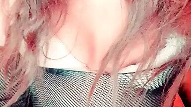 Sissy TV CD homemade plays to public - 1 image