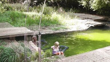 Chantal vs. Air Mattress - prelude for an exciting day - 7 image